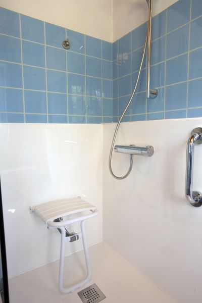 Cost of Elderly Shower Installation in St Louis